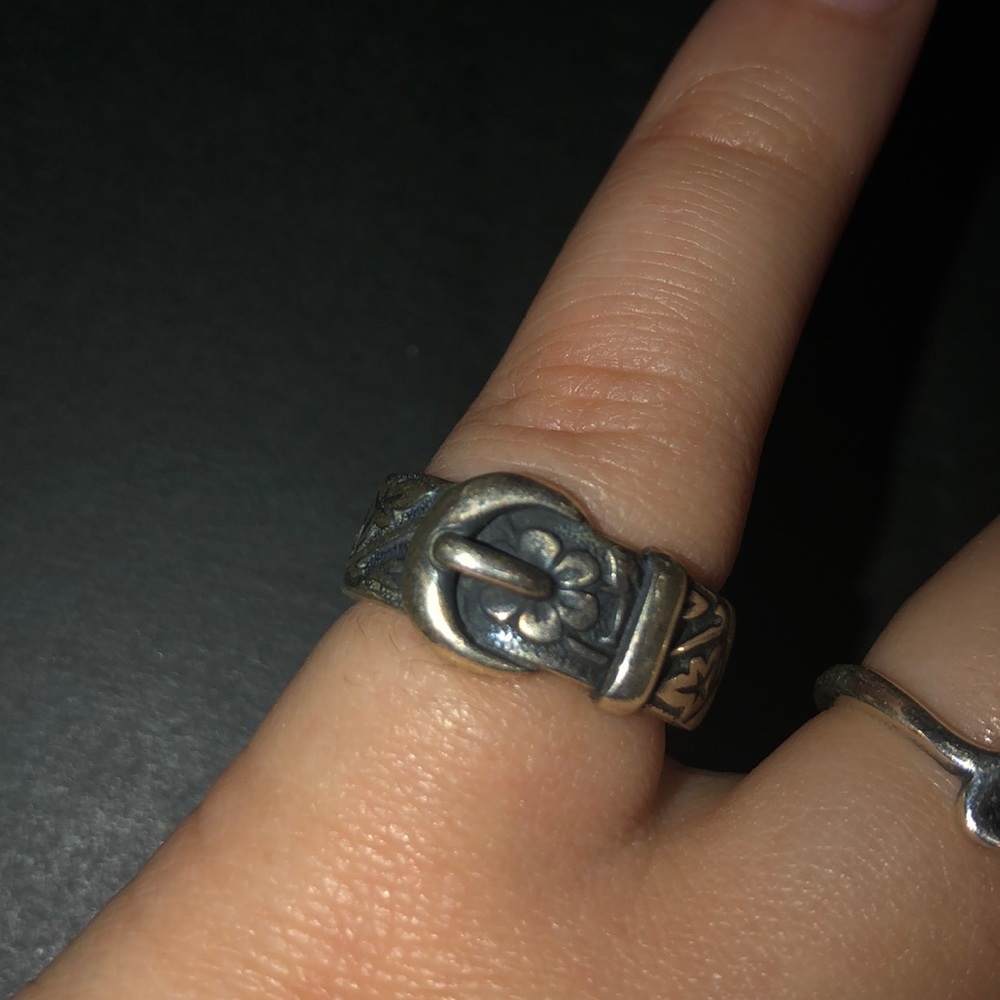 Belt buckle ring